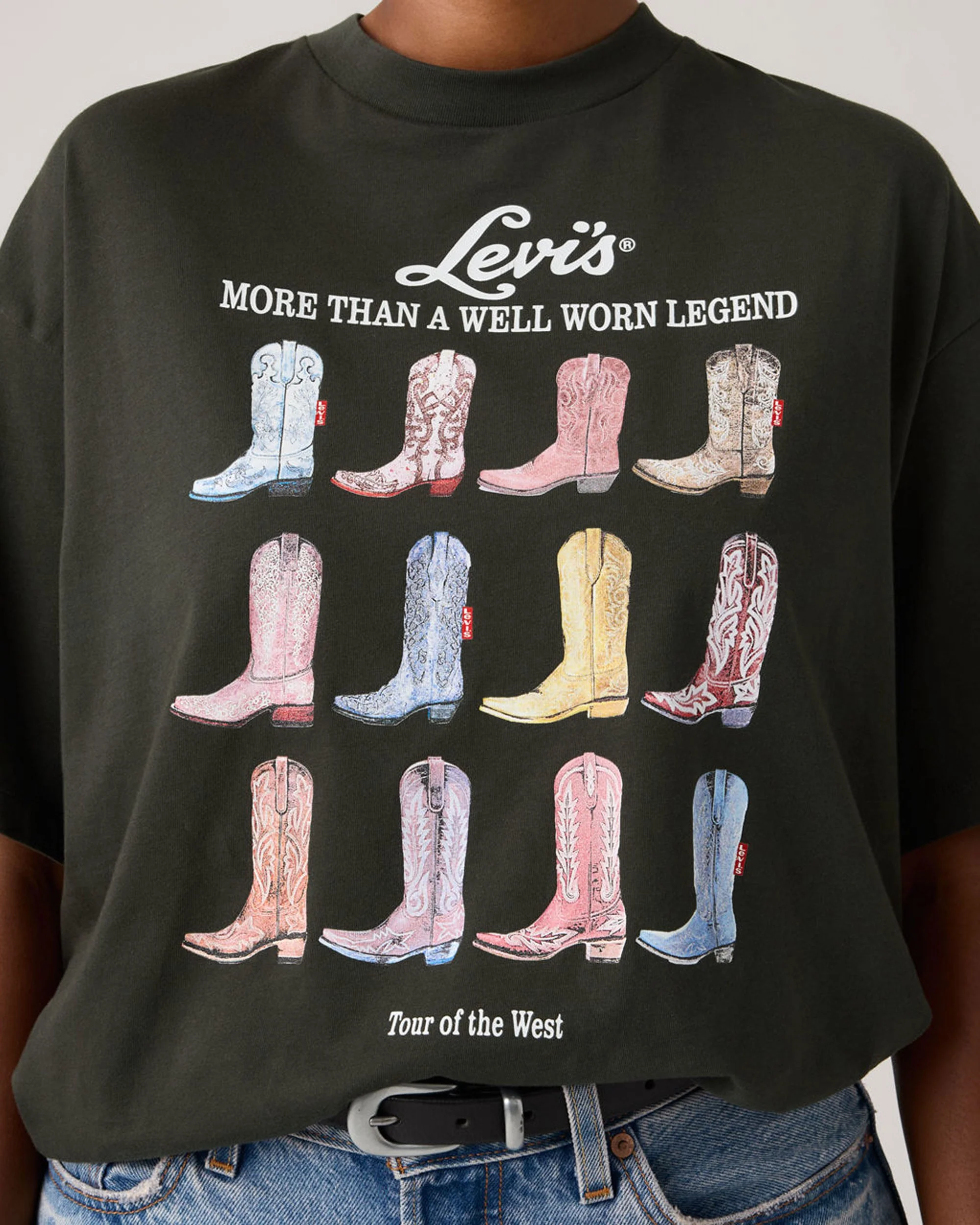 Graphic Short Stack Tee - All The Boots - Image 5
