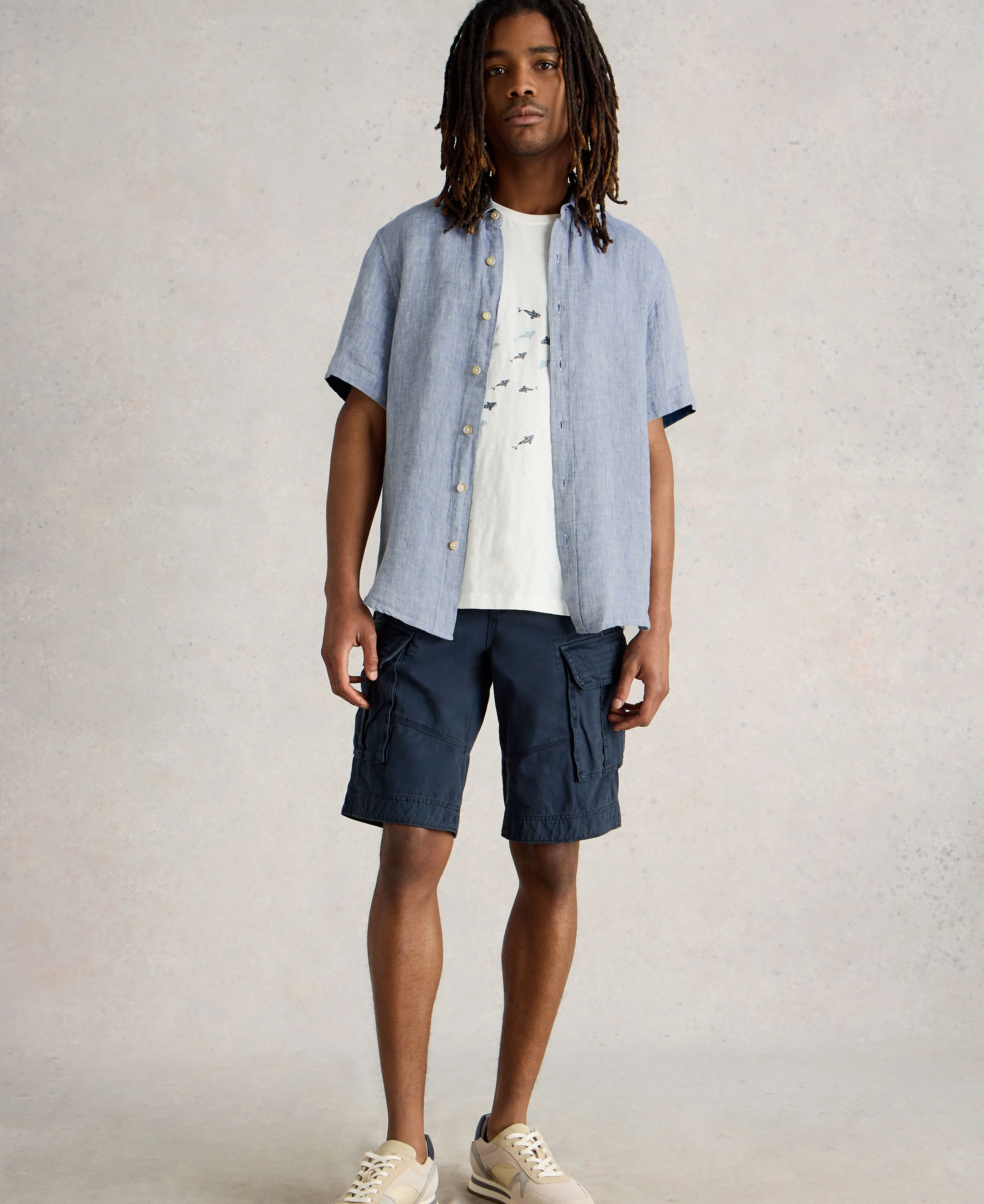 Keswick Short Sleeve Linen Shirt - Chambray Blue - Image 4