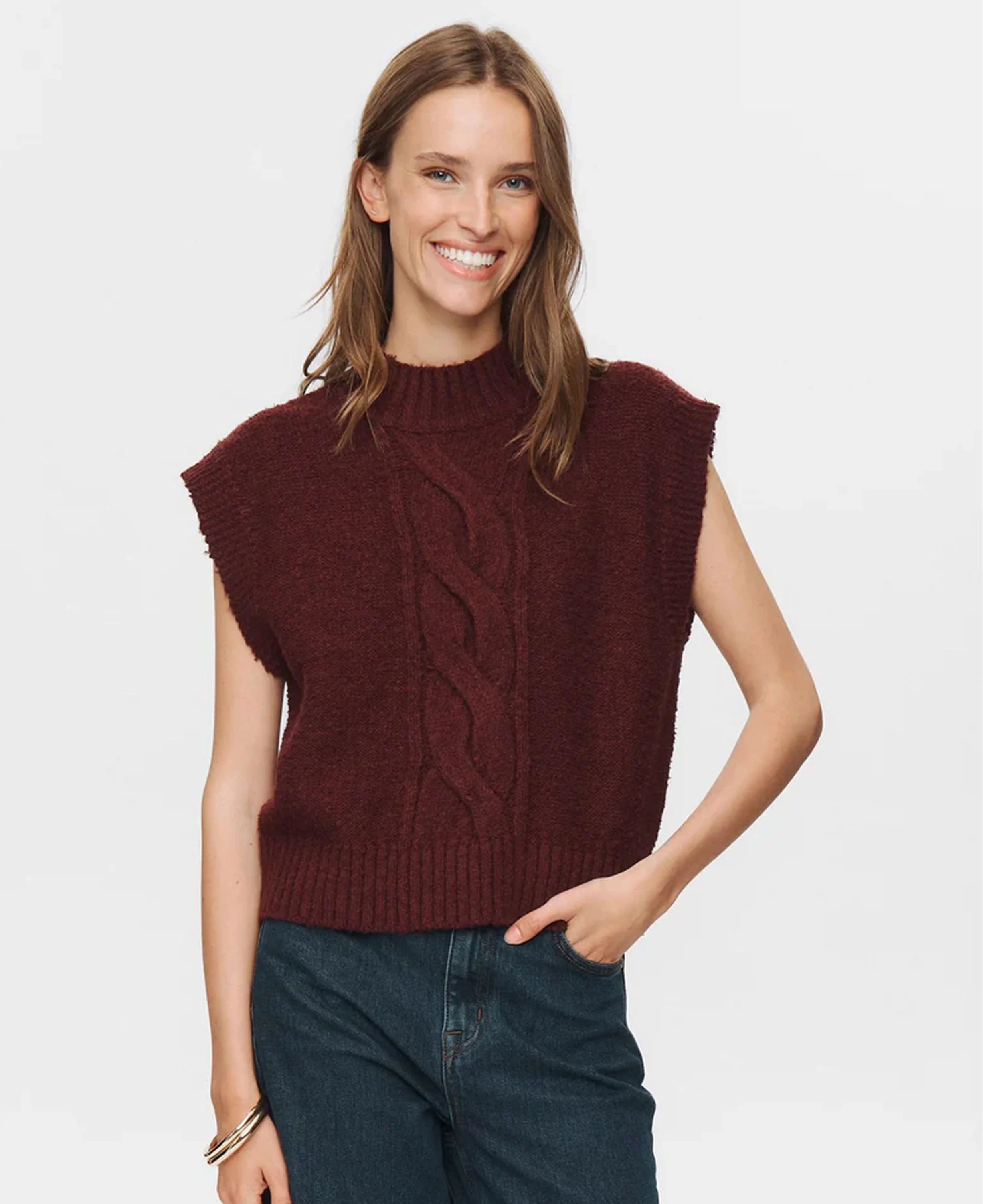Nucaly Vest - Winetasting - Image 2