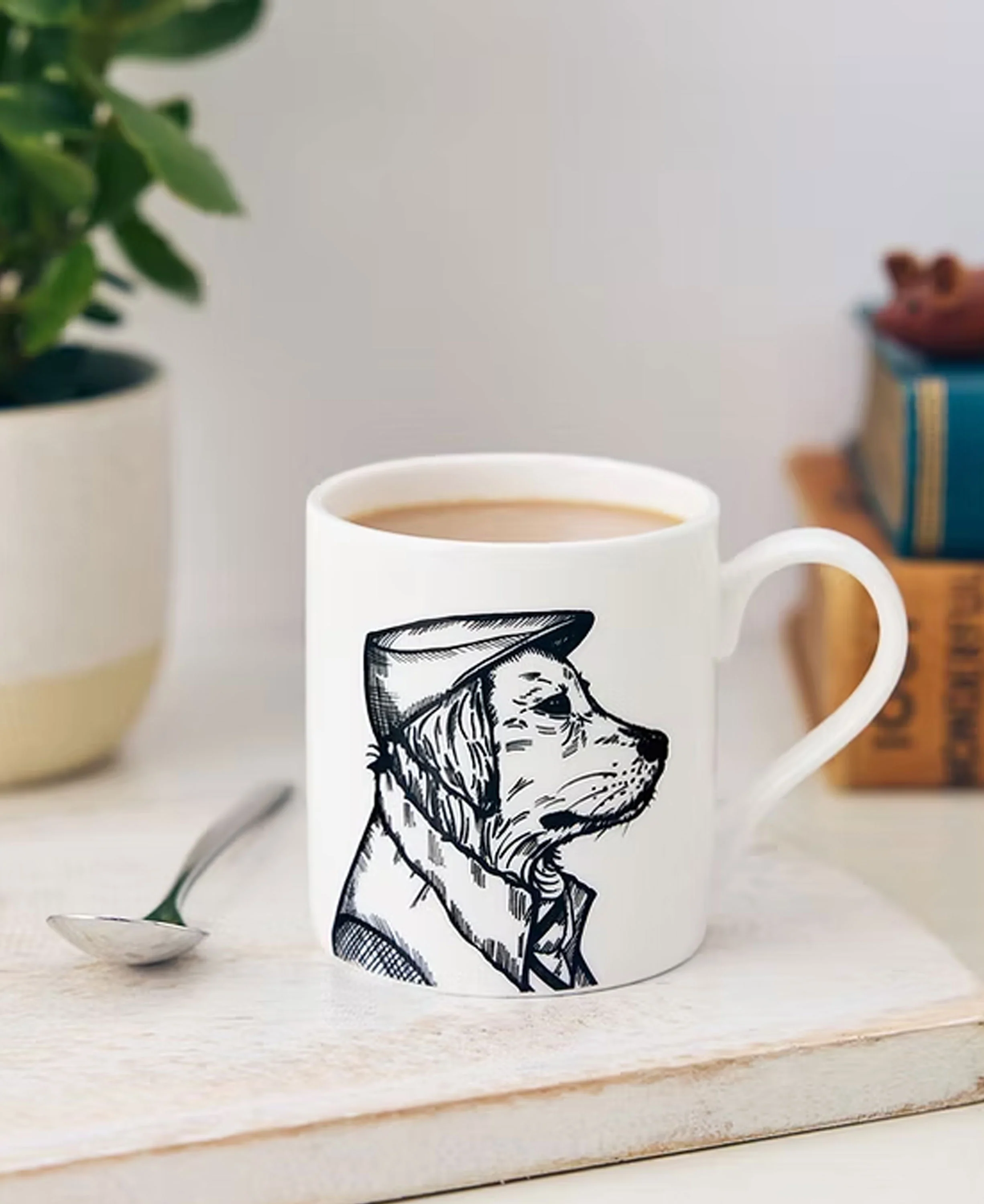Ted Retriever Bone China Mug - Opaque Black - Image 2