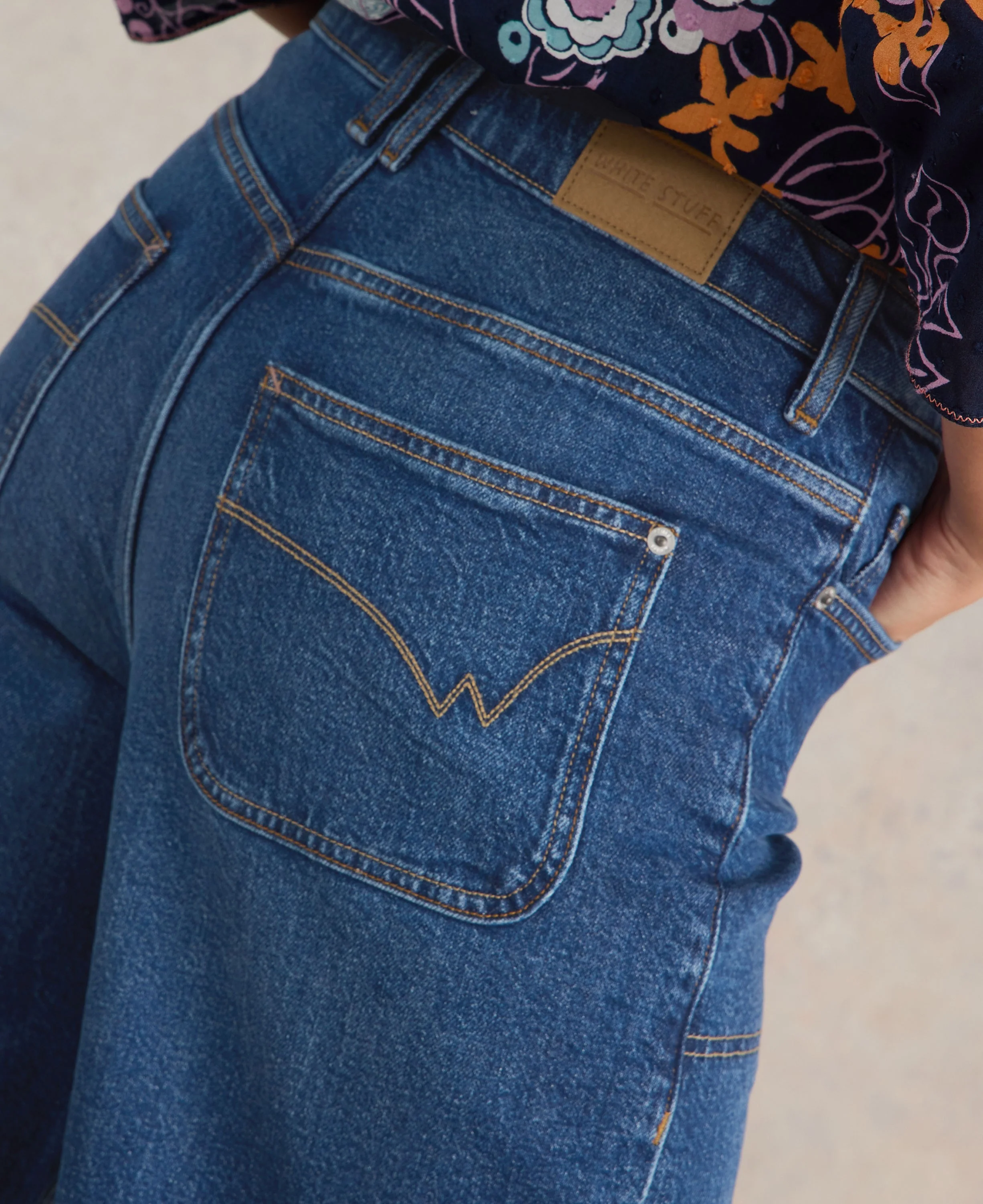 Tia Wide Leg Crop Jean - Dark Denim - Image 4